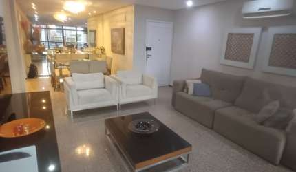 Arpartamento com excelente localização - Andar alto e ventilado