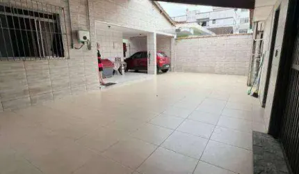 Casa com 5 dormitórios à venda, 200 m² por R$ 960.000,00 - Tupi - Praia Grande/SP