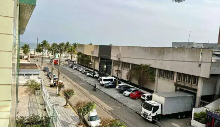 Apartamento com 2 dormitórios à venda, 56 m² por R$ 290.000,00 - Vila Guilhermina - Praia Grande/SP