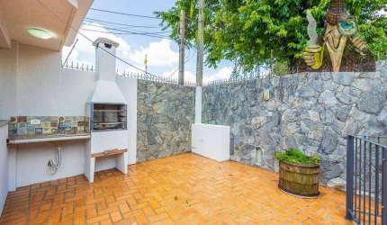Casa com 2 dormitórios para alugar, 135 m² por R$ 3.265,43/mês - Jardim Pedro Demeterco - Pinhais/PR