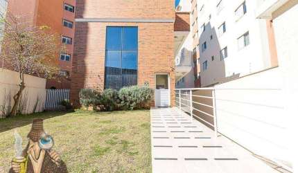 Apartamento com 1 dormitório para alugar, 36 m² por R$ 2.125,12/mês - Centro Cívico - Curitiba/PR