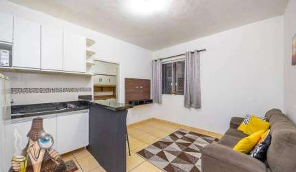 Apartamento com 1 dormitório para alugar, 43 m² por R$ 2.210,99/mês - Centro - Curitiba/PR