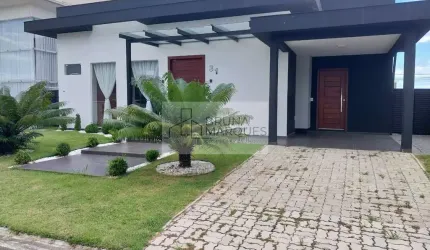 Mobiliada em condomínio fechado!