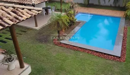 Excelente casa em condomínio fechado