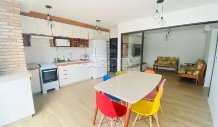 Lindo apartamento com 2 dormitórios e varanda gourmet na praia do Itaguá em Ubatuba!