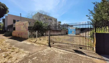 Terreno para alugar em Maringá, Zona 04, com 600 m²