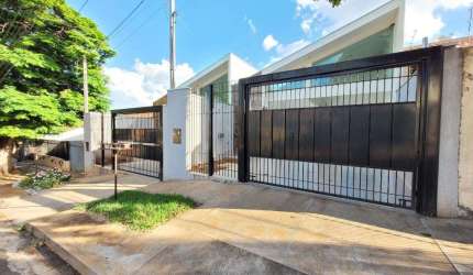 Casa para alugar em Maringá, Jardim São Silvestre, com 3 quartos, com 85.79 m²