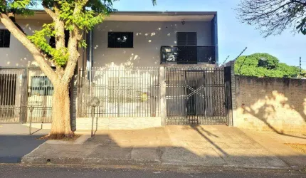 Sobrado para alugar em Maringá, Jardim Piatã, com 3 quartos, com 171.75 m²