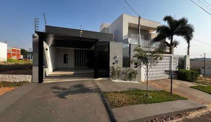 Casa com 156.06 m² e 3 Quartos à Venda no Jardim Espanha - Maringá