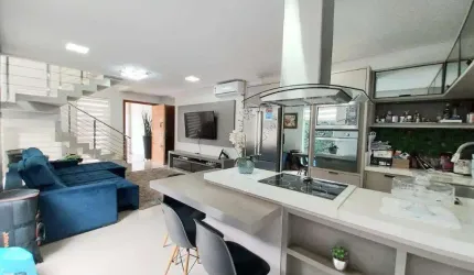 Sobrado com 224.5 m² e 3 Suítes à Venda no Jardim Tóquio - Maringá