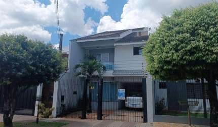 Sobrado com 221.41 m² e 3 Quartos à Venda no Jardim Tóquio - Maringá
