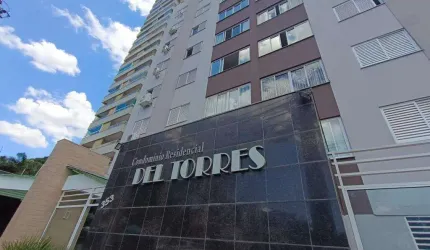 Apartamento com 73.73 m² e 3 Quartos à Venda na Vila Cleópatra - Maringá