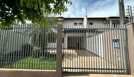 Sobrado com 138.92 m² e 3 Quartos à Venda no Jardim Imperial - Maringá