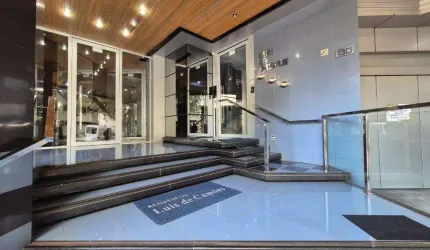 Apartamento com 138.42 m² e 3 Quartos à Venda na Zona 01 - Maringá