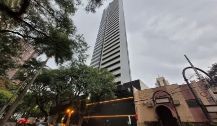 Apartamento com 194.26 m² e 4 suítes, à venda na Zona 01 em Maringá