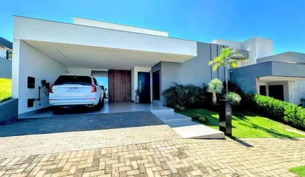 Casa à venda em Maringá, Parque Industrial, com 3 suítes, com 220 m², Condomínio Horizontal Hayashi