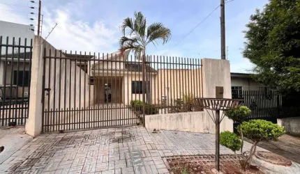 Casa à venda em Maringá, Jardim Andrade, com 3 quartos, com 85.73 m²