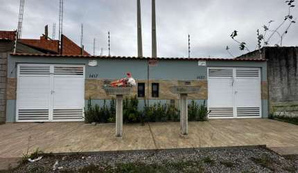 Casa para Venda em Itanhaém, São Fernando, 2 dormitórios, 1 suíte, 1 banheiro, 2 vagas