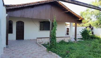 Casa para Venda em Itanhaém, Gaivota, 2 dormitórios, 2 banheiros, 3 vagas