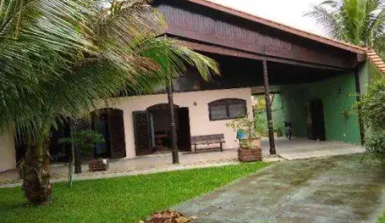 Casa para Venda em Itanhaém, Regina, 3 dormitórios, 3 suítes, 1 banheiro, 4 vagas