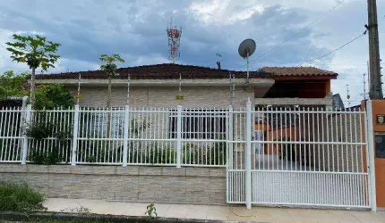 Casa para Venda em Mongaguá, Jardim Praia Grande, 3 dormitórios, 1 suíte, 1 banheiro, 4 vagas