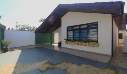 Casa para Venda em Itanhaém, Suarão, 2 dormitórios, 1 banheiro, 2 vagas