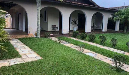 Casa para Venda em Itanhaém, Santa Julia, 6 dormitórios, 5 suítes, 1 banheiro, 6 vagas