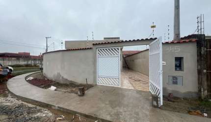 Casa para Venda em Itanhaém, Jamaica, 2 dormitórios, 1 suíte, 1 banheiro, 2 vagas