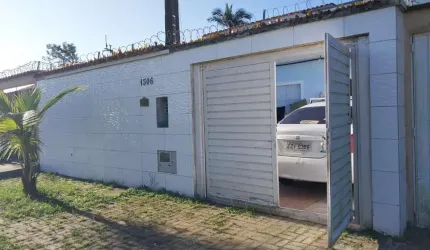 Casa para Venda em Itanhaém, São João, 2 dormitórios, 1 banheiro, 1 vaga