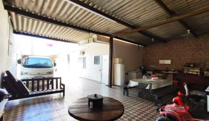 Casa para Venda em Itanhaém, São Fernando, 2 dormitórios, 2 suítes, 1 banheiro, 6 vagas