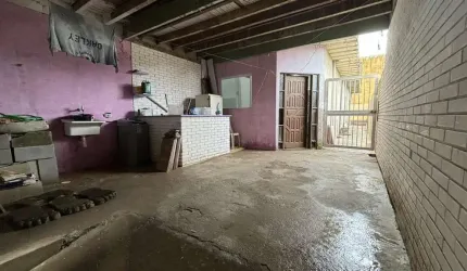 Casa para Venda em Itanhaém, Nova Itanhaém, 4 dormitórios, 1 suíte, 2 banheiros, 2 vagas