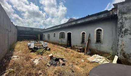 Casa para Venda em Itanhaém, Gaivota, 1 dormitório, 1 banheiro, 6 vagas
