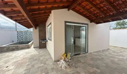 Casa para Venda em Itanhaém, Jamaica, 2 dormitórios, 1 suíte, 1 banheiro, 3 vagas