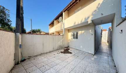Casa para Venda em Mongaguá, Regina Maria, 2 dormitórios, 1 suíte, 2 banheiros, 2 vagas