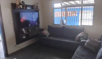 Casa para Venda em Mongaguá, Regina Maria, 3 dormitórios, 2 suítes, 1 banheiro, 2 vagas