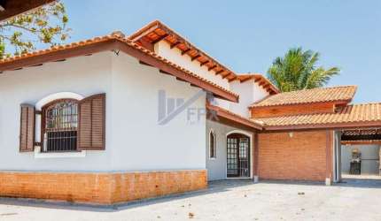 Casa para Venda em Itanhaém, Bopiranga, 3 dormitórios, 1 suíte, 1 banheiro, 5 vagas
