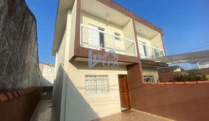 Casa Sobreposta para Venda em Itanhaém, Belas Artes, 2 dormitórios, 2 suítes, 1 banheiro, 4 vagas