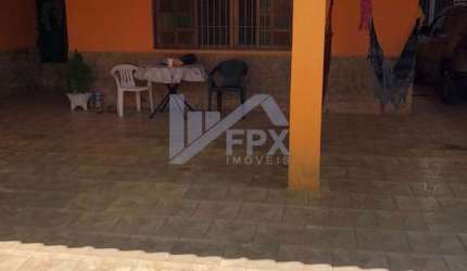 Casa para Venda em Itanhaém, São Fernando, 3 dormitórios, 1 suíte, 2 banheiros, 3 vagas