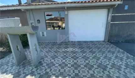 Casa para Venda em Itanhaém, Jardim Grandesp, 2 dormitórios, 1 suíte, 1 banheiro, 1 vaga