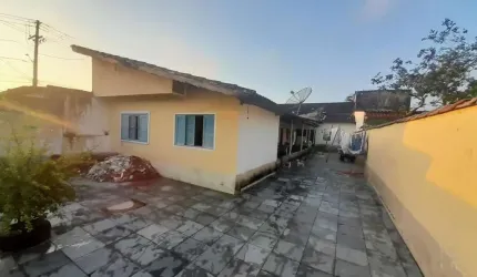 Casa para Venda em Itanhaém, Savoy, 4 dormitórios, 2 banheiros, 2 vagas