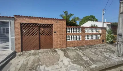 Casa para Venda em Itanhaém, Balneário Gaivota, 2 dormitórios, 2 banheiros, 1 vaga