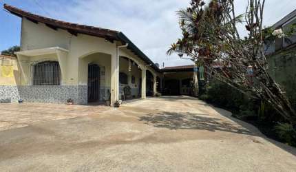 Casa para Venda em Itanhaém, Jardim das Palmeiras, 2 dormitórios, 1 suíte, 2 banheiros, 6 vagas