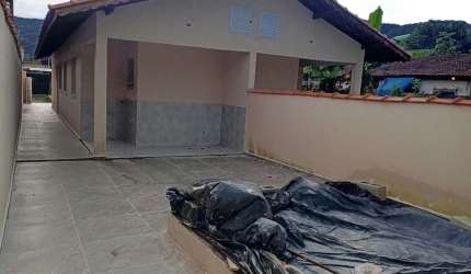 Casa para Venda em Itanhaém, Santa Terezinha, 2 dormitórios, 1 suíte, 2 banheiros, 2 vagas