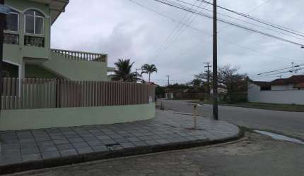 Casa para Venda em Itanhaém, Nova Itanhaém, 6 dormitórios, 2 suítes, 3 banheiros, 10 vagas