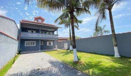 Casa para Venda em Itanhaém, Regina, 3 dormitórios, 2 suítes, 1 banheiro, 6 vagas