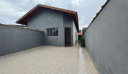 Casa para Venda em Itanhaém, Regina, 2 dormitórios, 1 suíte, 1 banheiro, 2 vagas