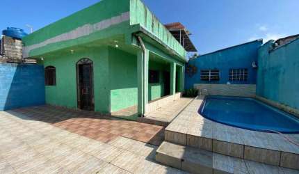 Casa para Venda em Mongaguá, Agenor De Campos, 6 dormitórios, 2 suítes, 2 banheiros, 5 vagas