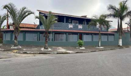Casa para Venda em Mongaguá, Itaguaí, 3 dormitórios, 3 suítes, 1 banheiro, 4 vagas