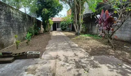 Casa para Venda em Itanhaém, Jardim Tanise, 1 dormitório, 1 banheiro, 4 vagas