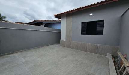 Casa para Venda em Mongaguá, Balneário Samas, 3 dormitórios, 1 suíte, 1 banheiro, 2 vagas